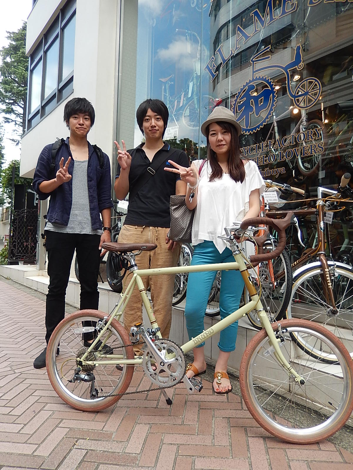 8月9日 渋谷 原宿 の自転車屋 FLAME bike前です_e0188759_16593567.jpg