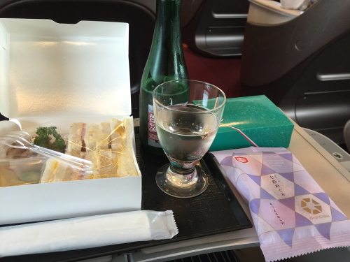 東北新幹線 はやぶさ「グランクラス」に乗ってみました_a0116902_11520485.jpg
