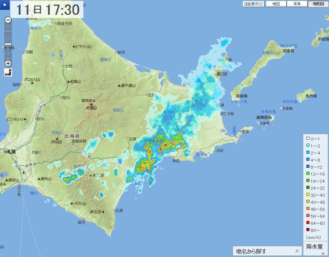 目まぐるしく天気の変わる一日_c0025115_1931683.jpg