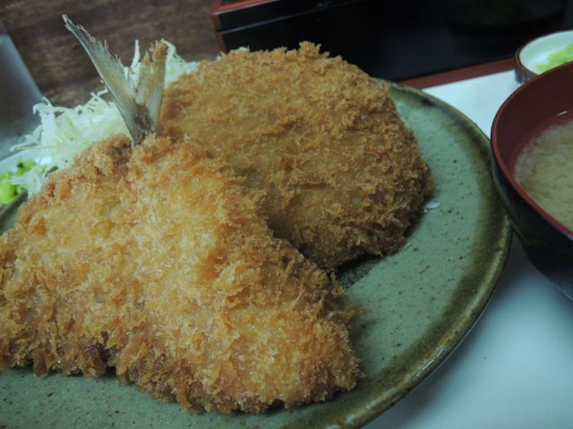 とんかつ 美よし 経堂 ちいさい旅とおいしいごはん