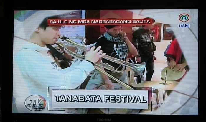 日比友好月間　「バギオ七夕祭り６」 ABS-CBN TV PATROL :ーー Baguio Tanabata Festival 6 _a0109542_13594797.jpg