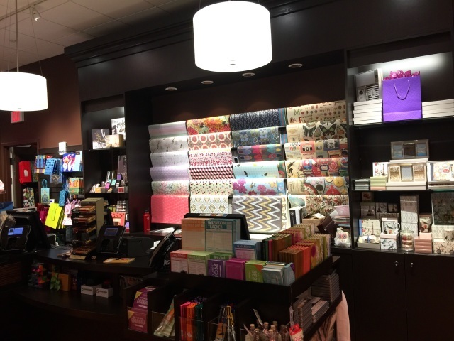 紙のお店 in ハワイ_f0305451_17292749.jpg