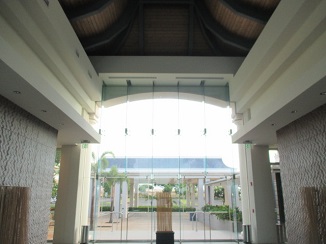 夏休み建物探訪は?クラブのハウスから?!_d0091909_811086.jpg