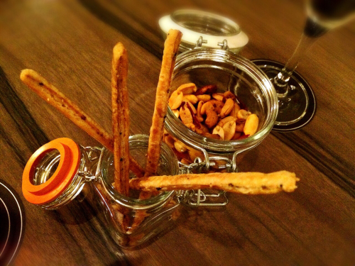 KIWAMI COCKTAIL BAR (キワミ カクテルバー)_e0292546_21395239.jpg