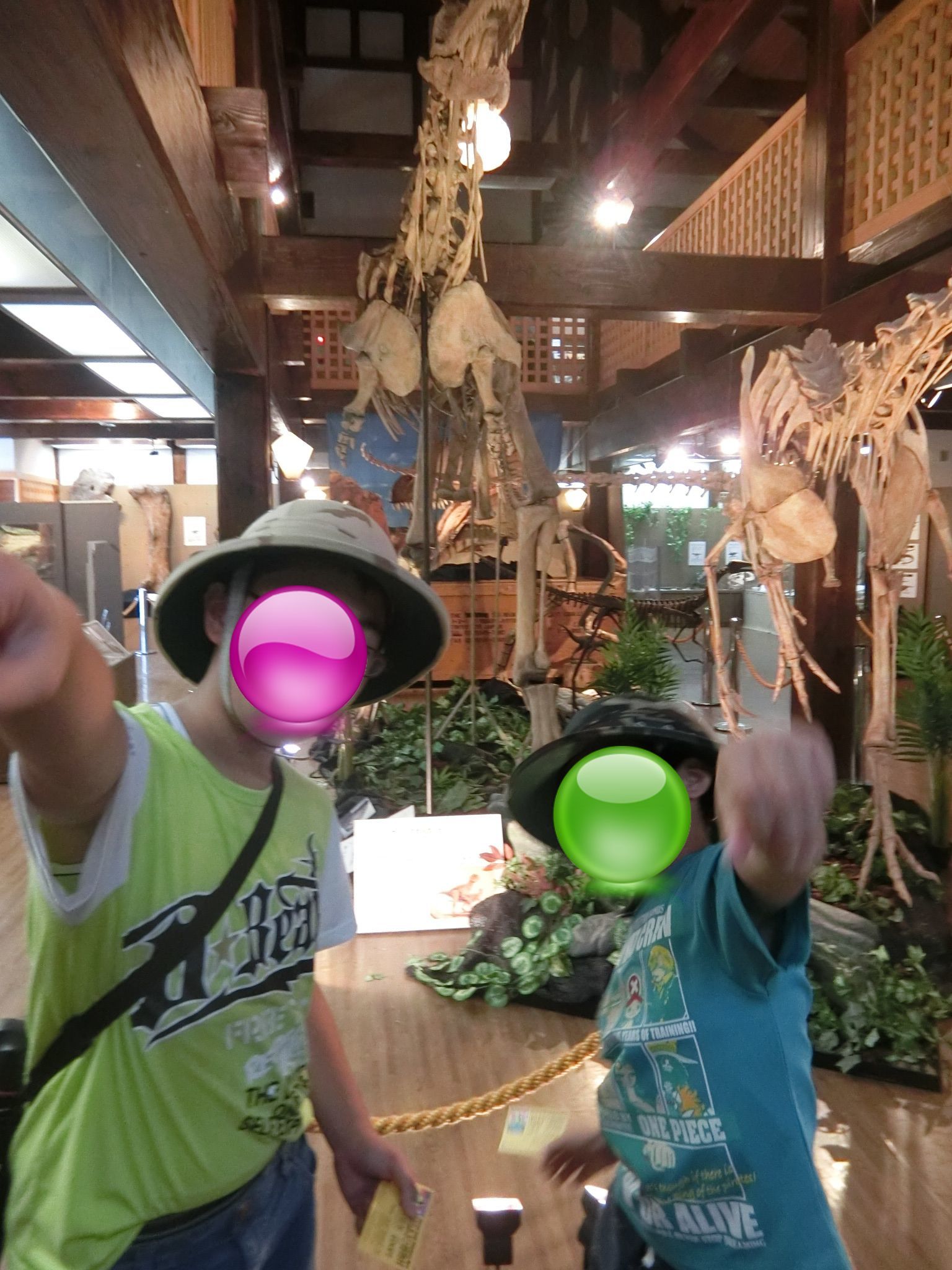 庄内空港公園散策 と あさひ恐竜展 カブトムシ園 ハウスカ 庄内空港公園散策 と あさひ恐竜展 カブトムシ園 ハウスカ