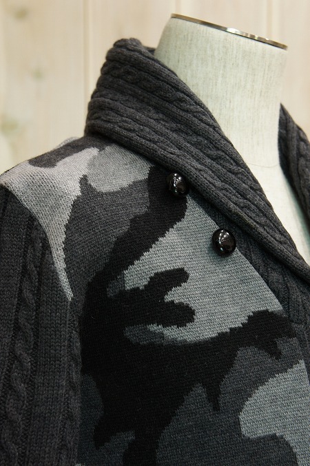 プレミアムの称号を持つニット！AKM/エイケイエム K018 WOL006 CABLE SHAWL CARDIGAN (BLACK CAMO)☆そして、YOKU MOKU。_b0108653_04005602.jpg