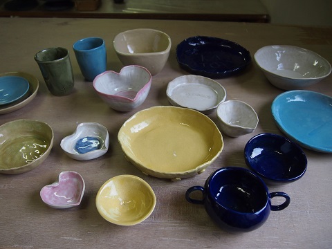 夏休親子陶芸教室の作品ができました 陶芸と旅とウマイものと