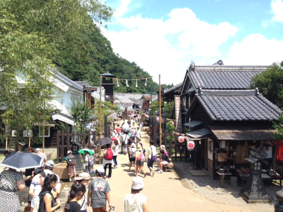 両親と小旅行_c0023278_5561687.png