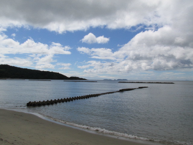 山奥へ住んでみぃー　エアコンいらんゾ　の詩８月１３日（木）雨_f0341616_17114334.jpg