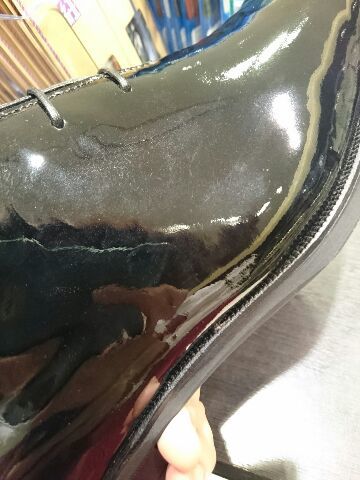 エナメルの注意点 シューケア靴磨き工房 ルクアイーレ イセタンメンズスタイル 紳士靴 婦人靴のケア 修理