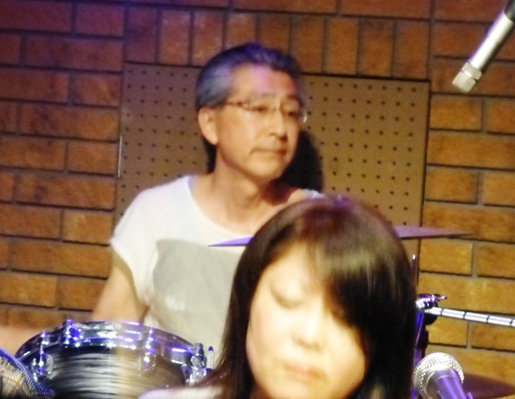 8月2日、カラフル夏の2デイズライブ2日目のライブレポ♪ vol.1_e0188087_648586.jpg