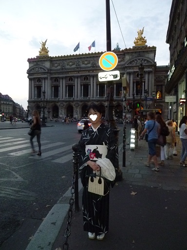 上七軒・キティさんの綺麗な手作り日傘・パリで着物。_f0181251_16153655.jpg