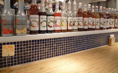 シンプルなパンケーキ ブラザーズカフェ梅田opa店にて カステラさん シンプルなパンケーキ ブラザーズカフェ梅田opa店にて カステラさん