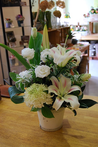 お供えのお花_a0201358_14122671.jpg