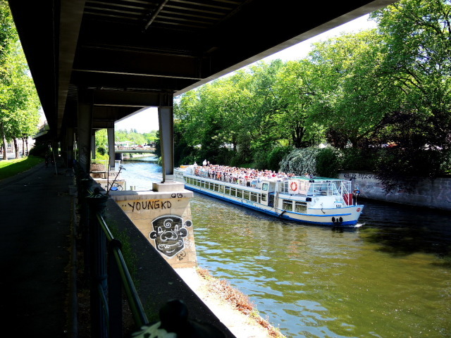 41. ユダヤ博物館からフンボルトハイン公園の高射砲跡まで_f0100593_19393451.jpg