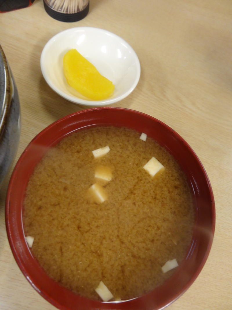 銚子で格安のカツ丼が夕ご飯です。_c0225997_828267.jpg