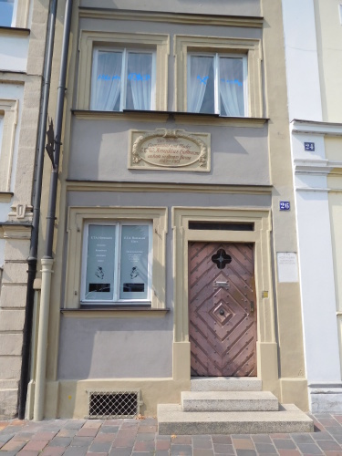 e0345320_10085863.jpg