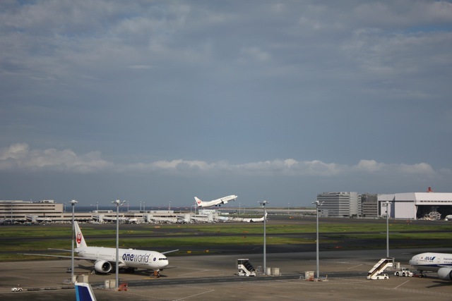 *羽田空港*「つるとんたん」_f0348831_12062368.jpg