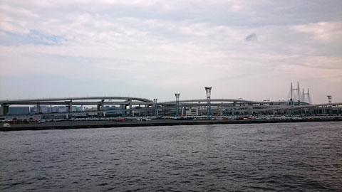 山下公園から船で横浜港。_a0001756_233152.jpg