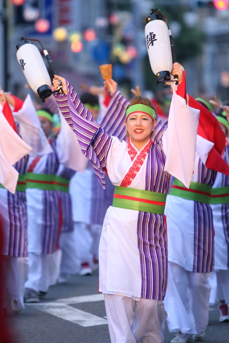 第62回よさこい祭り 本番1日目 陣 その1_a0077663_1531394.jpg