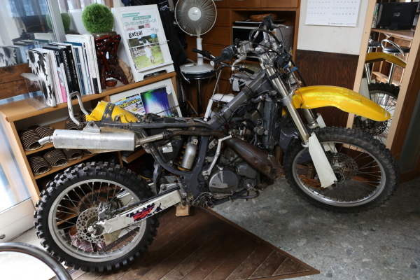 RMX250 SJ13A が、やって来た! : リターンライダーのひとり言 RMX250 SJ13A が、やって来た! : リターンライダーのひとり言