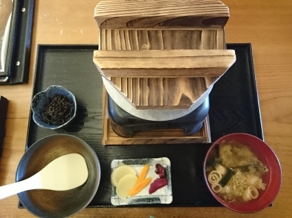8/16 縄文の湯 喫茶処(きっさこ) 釜炊きごはん+北海ほっけ焼き@府中市_b0042308_23420508.jpg