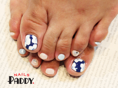 FOOT NAIL_e0284934_1054839.jpg