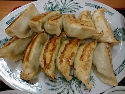 8/16 熱烈中華食堂日高屋 W餃子定食¥620+生ビール2杯¥620_b0042308_13342932.jpg