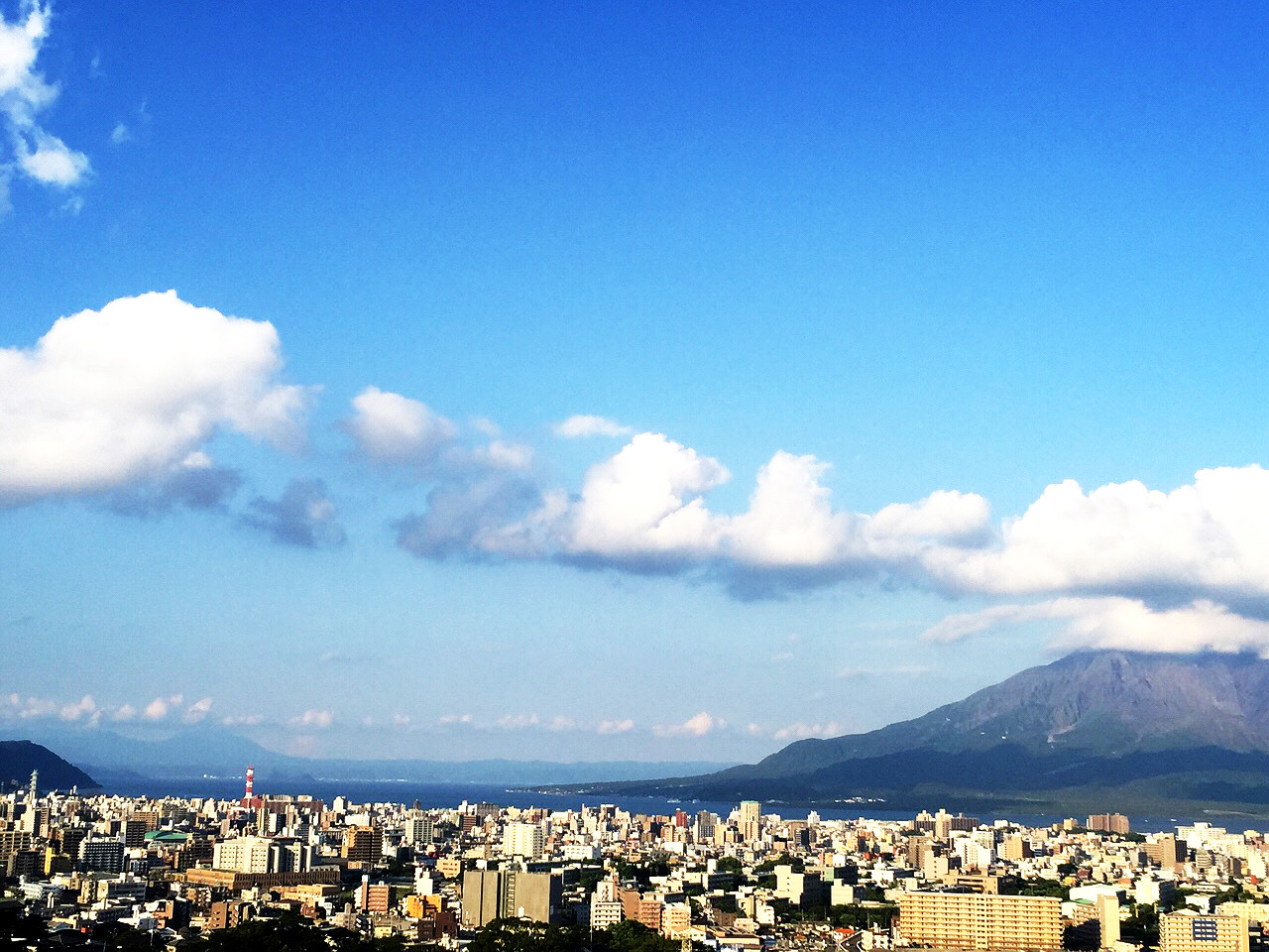 鹿児島のHANASAKAN Cafeヘ。_d0116009_0304141.jpg