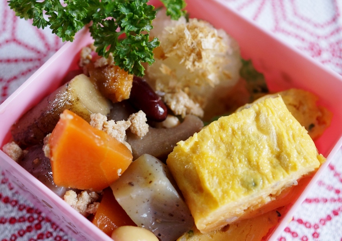 ■THE.朝ごはん【お盆のお供え料理②】主人にはお膳盛りで　私はお弁当箱に詰めて戴きました♪_b0033423_21495865.jpg