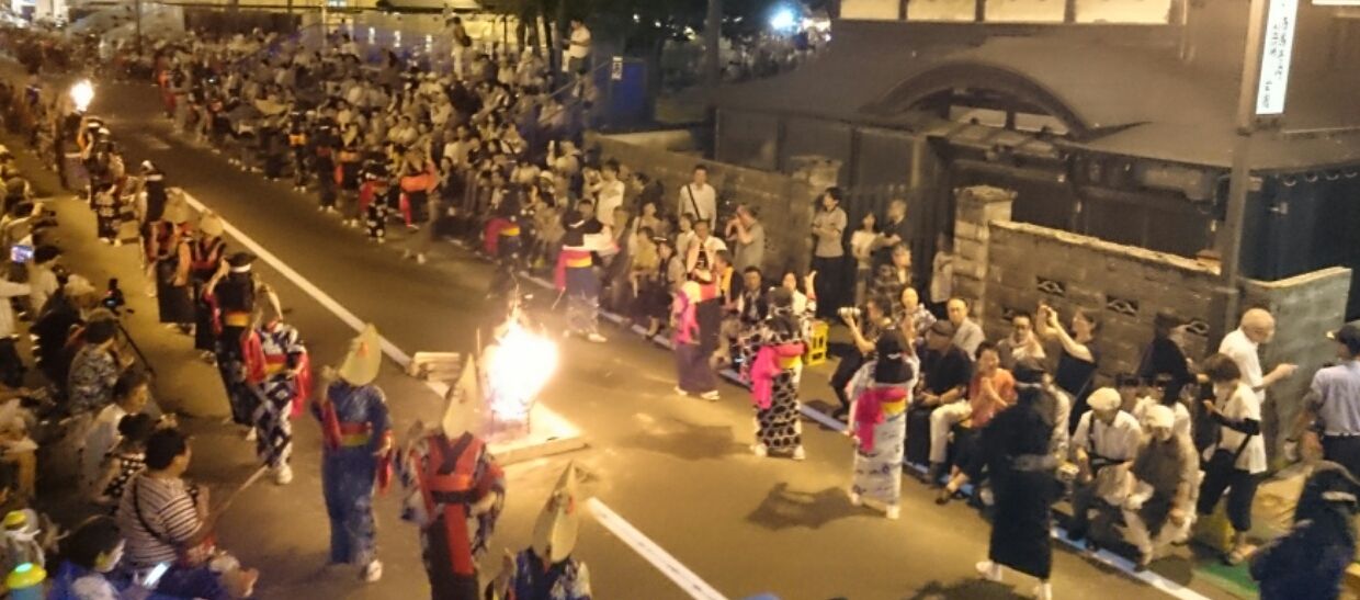 西馬音内盆踊り_f0081443_1415550.jpg