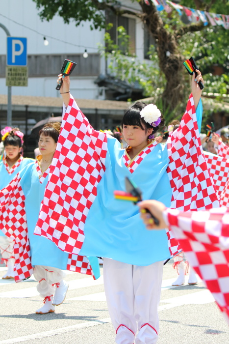 第62回よさこい祭り 本番2日目 梅乃連（梅ノ辻町内会踊り子連） その2_a0077663_7124427.jpg