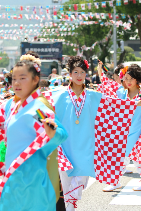 第62回よさこい祭り 本番2日目 梅乃連（梅ノ辻町内会踊り子連） その1_a0077663_785943.jpg