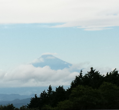 8月18日の空と雲、そして富士山_f0342536_23143865.png
