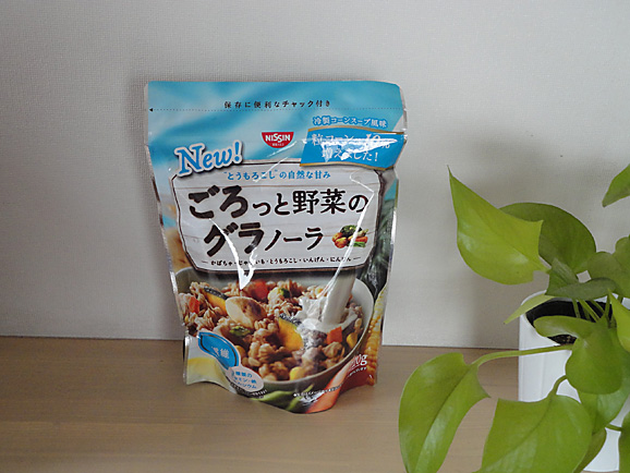 日清シスコ『ごろっとグラノーラ』_e0230011_1629537.jpg
