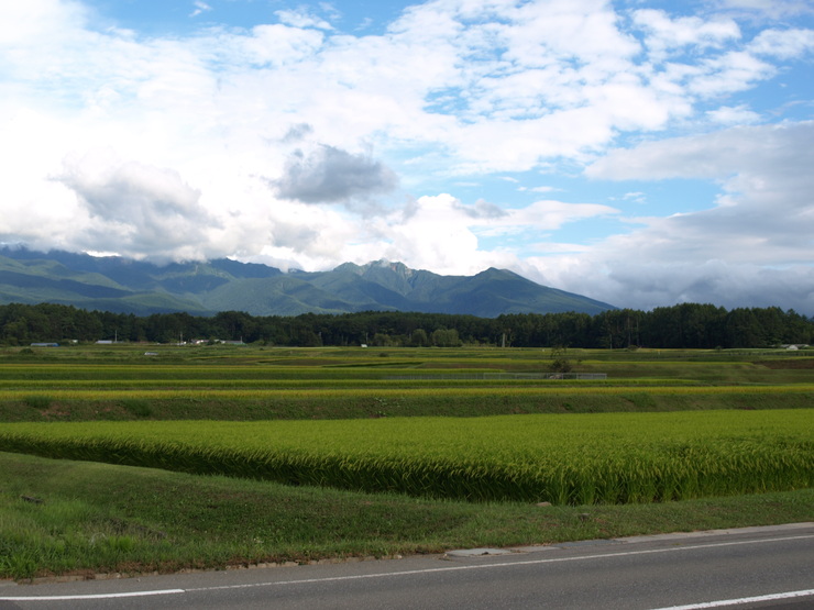 晩夏の八ヶ岳山麓から_e0122680_18501981.jpg