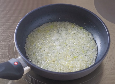 今話題の万能調味料!怪味ソース_f0168317_23154531.jpg