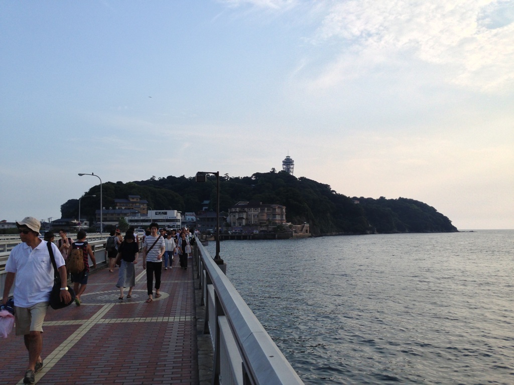 江の島灯篭_c0310571_10104558.jpg