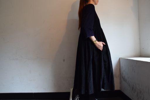 大胆に生地を使って ・・・ =CASEY CASEY=_b0110582_19442839.jpg