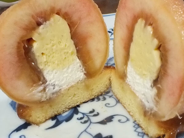 桃のケーキ♡_d0030894_1052522.jpg