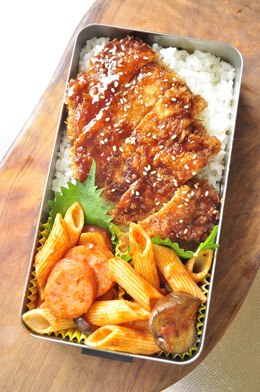 息子のスイミング弁当 ソースカツ弁_b0171098_9724.jpg