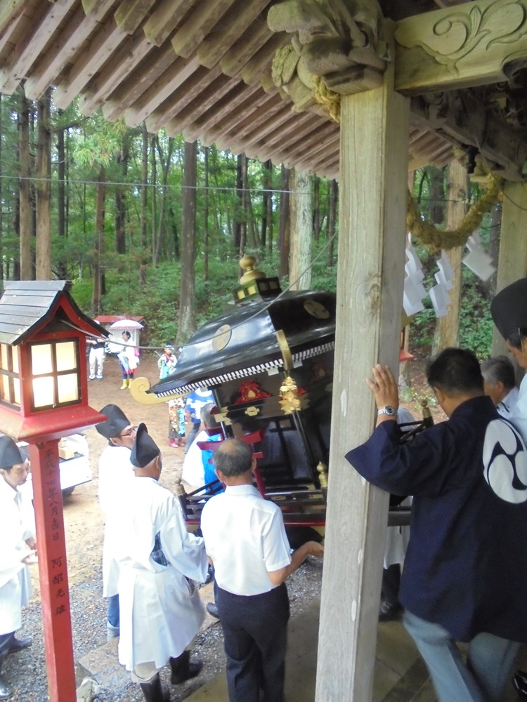 愛宕神社例祭に_c0111229_18123857.jpg