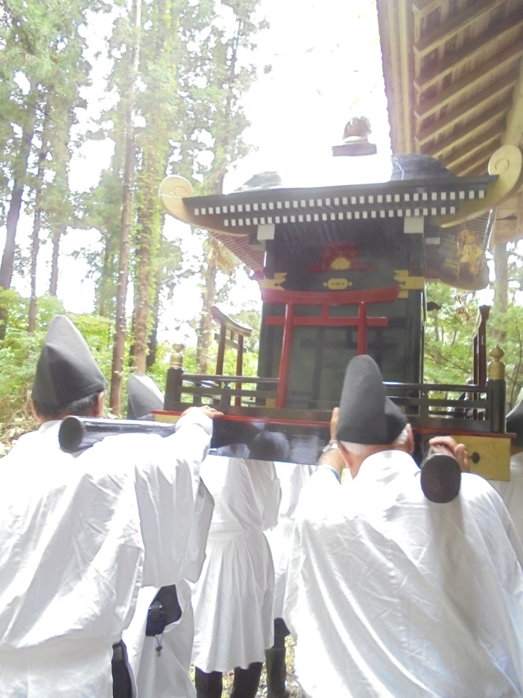 愛宕神社例祭に_c0111229_18143268.jpg