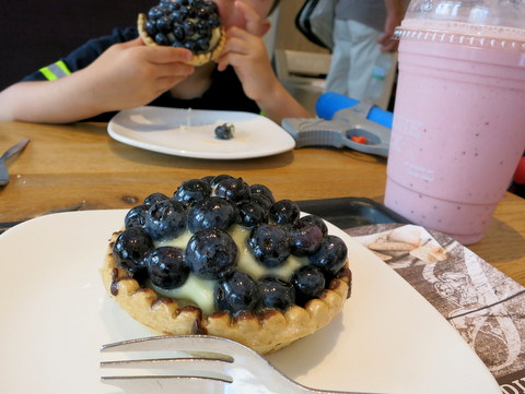 f0210340_63361.jpg