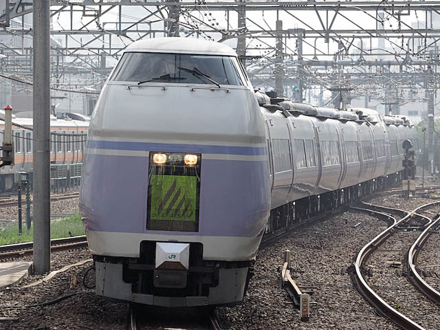 立川駅で撮り鉄 風任せ自由人 立川駅で撮り鉄 風任せ自由人