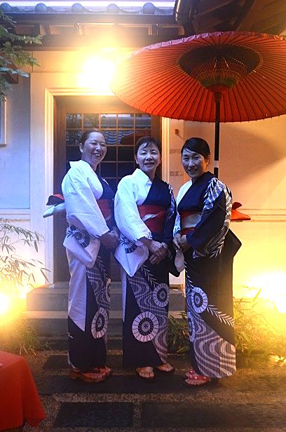 浴衣で供養盆踊りへ_d0230676_936275.jpg