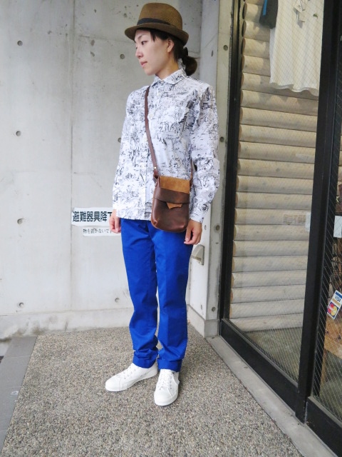秋口に差を付けましょう。。。粋な大人の総柄シャツ・其の② By Universal Works_d0152280_15592227.jpg
