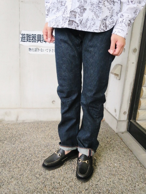 秋口に差を付けましょう。。。粋な大人の総柄シャツ・其の② By Universal Works_d0152280_1603067.jpg