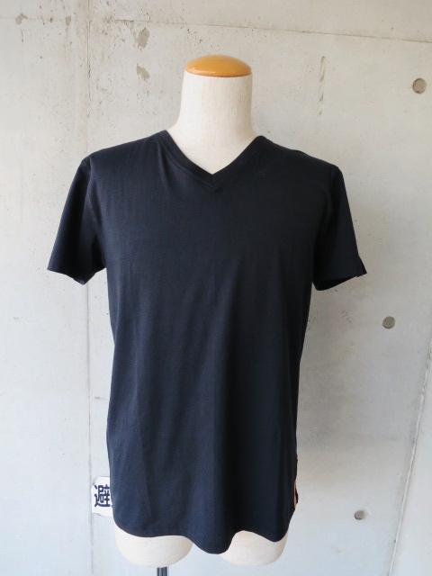 好評のSOLID(無地) TEE・2型!! By NUDIE JEANS_d0152280_17301929.jpg