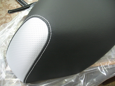 スクーピ-110iにバイクザシートインサイド_e0114857_22503664.jpg